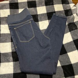 Maternity skinny jeans